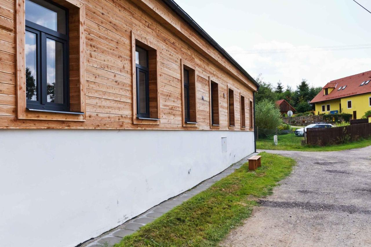 Chalupa Ceska Kanada Guest House Dobrohor Eksteriør bilde