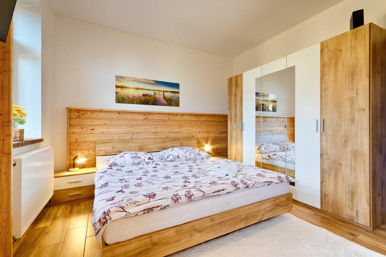 Chalupa Ceska Kanada Guest House Dobrohor Eksteriør bilde
